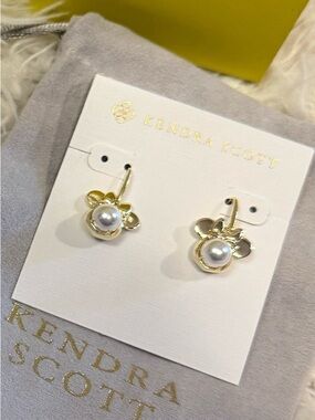 Kendra Scott Disney Gold Minnie Mouse Drop Earrings